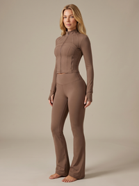 Huxe Sculpt Set – Mocha | Flared Legging & Corset Jasje 4